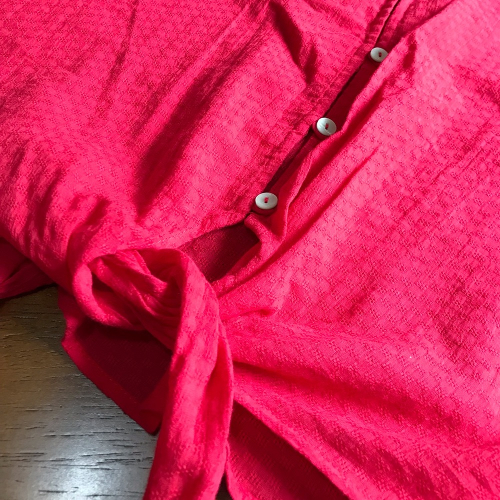 Red button down top - Picture 2 of 3